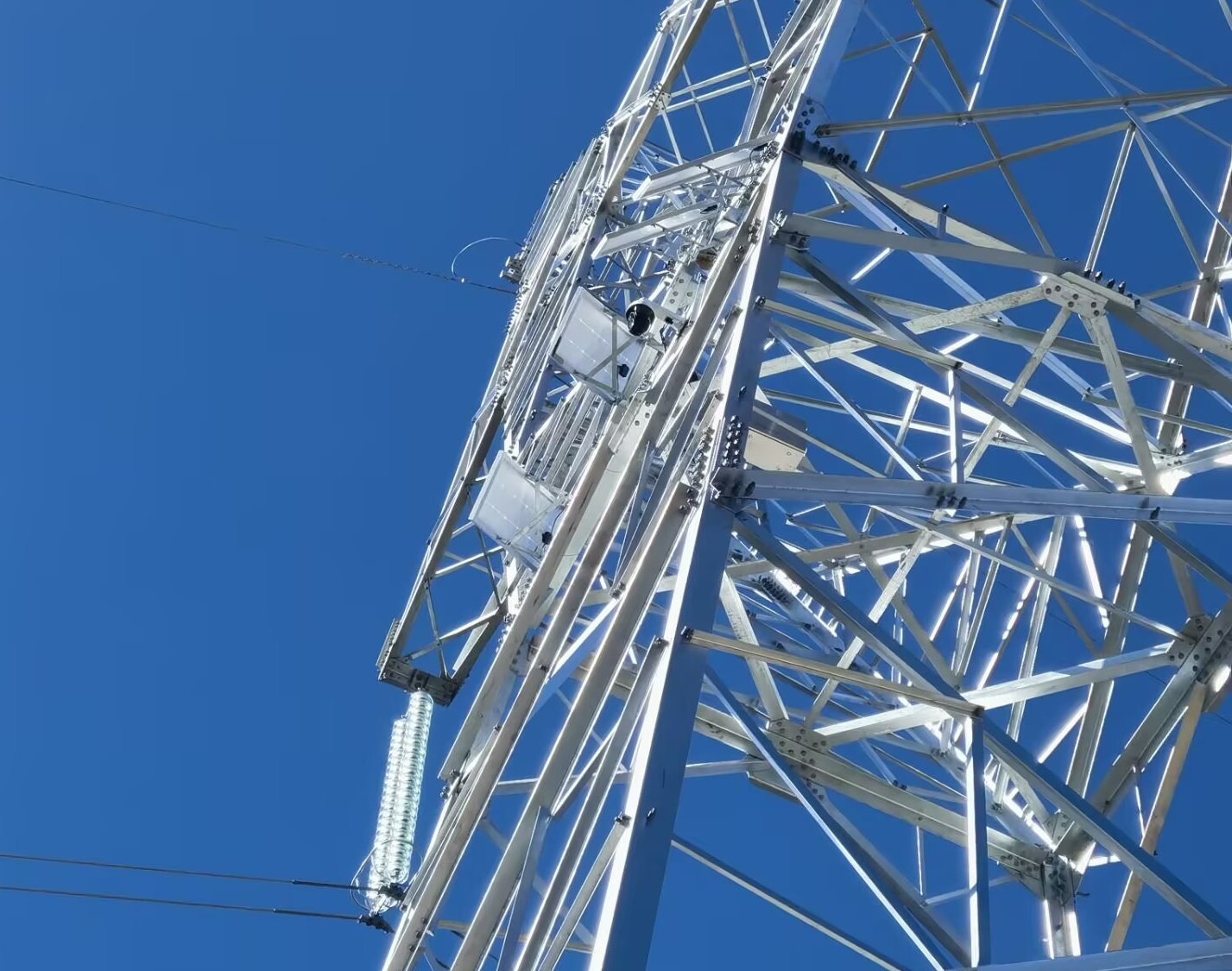 ayx·爱游戏输电线路山火在线监测装置